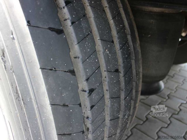 Auflieger mit Pritsche & Plane KRONE SD, MULTILOCK