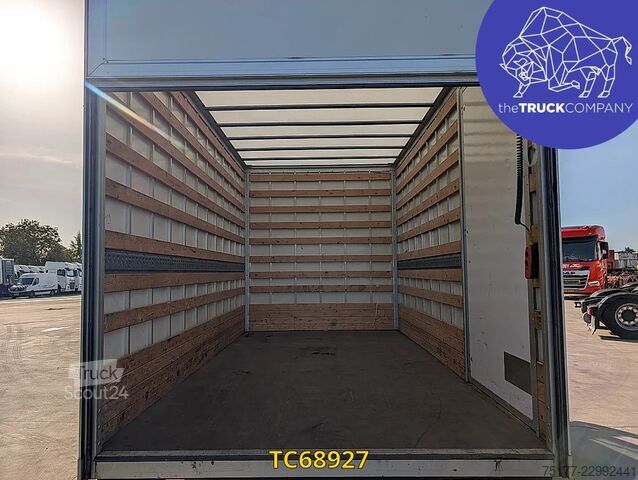 Renault Master 2.3 DCI KAMION S BOX NADGRADNJO IN DVIGALNO PLOŠČO Renault Master 2.3 DCI KOFFER MET LAADBRUG