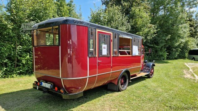 Minibus Berna Adler mit Frech Hoch Sissach Aufbau Cabrio