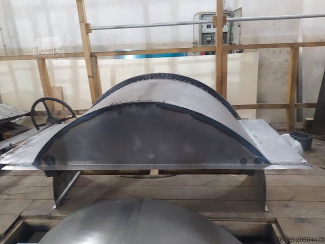 Minibusz  Berna Adler mit Frech Hoch Sissach Aufbau Cabrio