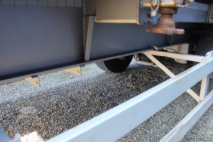 Poluprikolica sa pomičnim sandukom acerbi semirimorchio portacontainer e casse 45