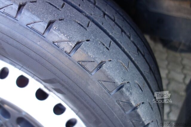 Kühltransporter iveco Daily 2,3 Tiefkühlkoffer -20° AUTOM/KLIMA/STDHZG/KAM