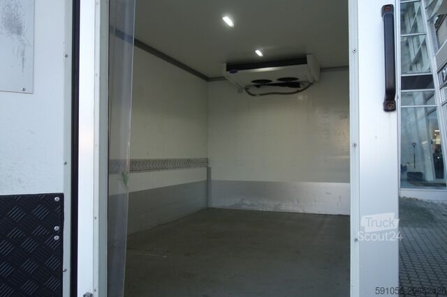 Рефрижераторний фургон iveco Daily 2,3 Tiefkühlkoffer -20° AUTOM/KLIMA/STDHZG/KAM