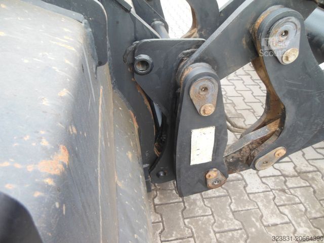 Ratinis krautuvas JCB 427 AGT4F