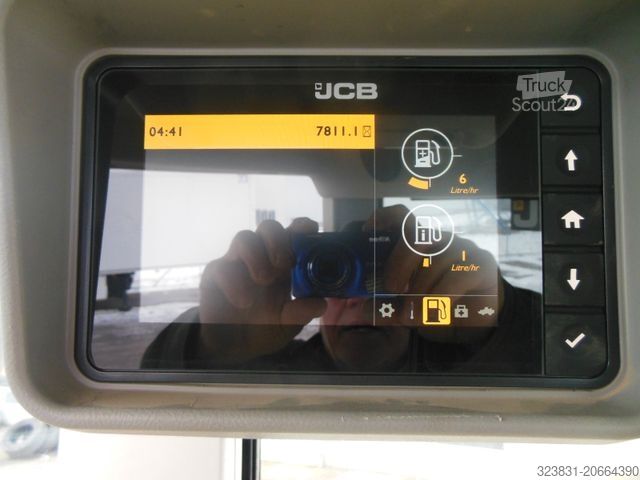 Ratinis krautuvas JCB 427 AGT4F