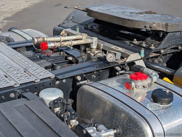 Стандартний тягач MAN TGS 22.480 BL SA 4X4 Voll- Allrad, LoF, MIETEN?