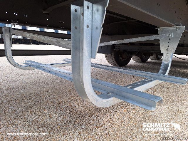 Atvira puspriekabė su tentu Schmitz Cargobull Curtainsider Mega