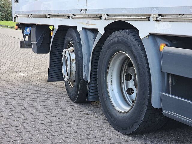 M.A.N. 26.360 TGS 2 TONS TAILLIFT LAST AXLE STEERING 6X2-4 ONLY 272TKM GERMAN TRUCK SIDE OPENING GET MAN 26.360 TGS 2 TONS TAILLIFT LAST AXLE STEERING 6...