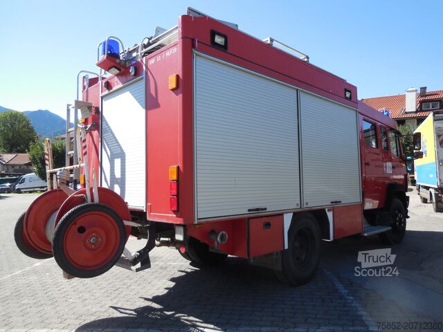 Feuerwehr Löschfahrzeug Mercedes-Benz 1124 AF LF 16 Löschfahrzeug Schlauchhaspel Metz Pumpe Feuerwehr