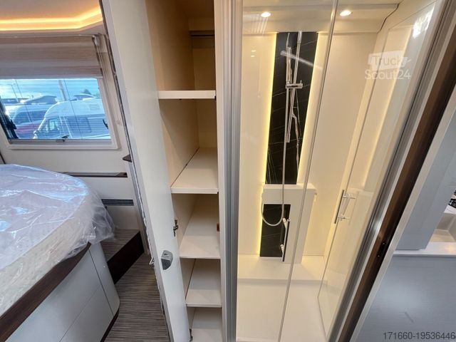 Camper integrado BÜRSTNER Elegance I 920 G Leder, Dachklima, Markise