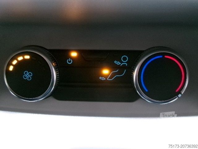 Minibus FORD Transit Custom 320L2 Limited Kombi AT AHK 2xSTür