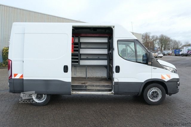 Ван с висока покривка IVECO 35S16 Daily 4x2, 104tkm, Würth Regale, AHK, Navi
