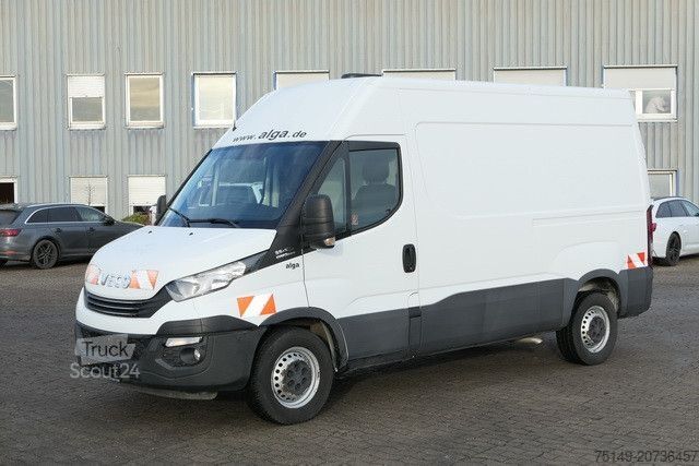 Ван с висока покривка IVECO 35S16 Daily 4x2, 104tkm, Würth Regale, AHK, Navi