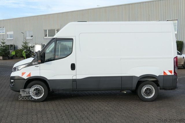 Ван с висока покривка IVECO 35S16 Daily 4x2, 104tkm, Würth Regale, AHK, Navi