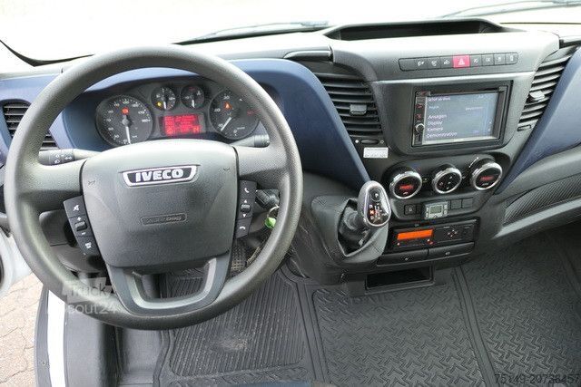 Ван с висока покривка IVECO 35S16 Daily 4x2, 104tkm, Würth Regale, AHK, Navi