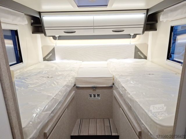 Ημιενσωματωμένο αυτοκινούμενο τροχόσπιτο FORSTER T FT745EB