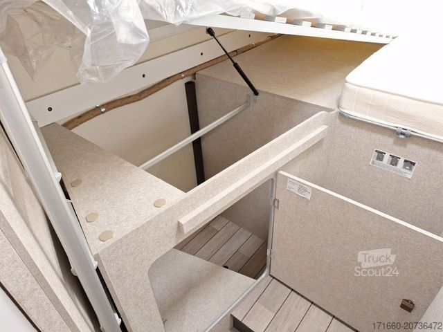 Ημιενσωματωμένο αυτοκινούμενο τροχόσπιτο FORSTER T FT745EB