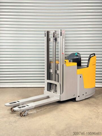 Conducteur de gerbeur Jungheinrich ERD 220 - Service Neu - Batterie 82% - Nur 3.254 Std.-2,5m