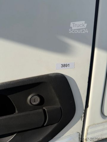 Gefahrgut LKW MERCEDES-BENZ 1840 Actros ADR Klima