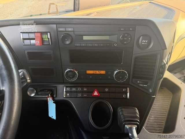 Gefahrgut LKW MERCEDES-BENZ 1840 Actros ADR Klima