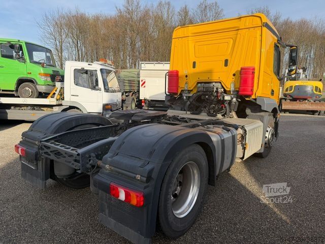 Gefahrgut LKW MERCEDES-BENZ 1840 Actros ADR Klima