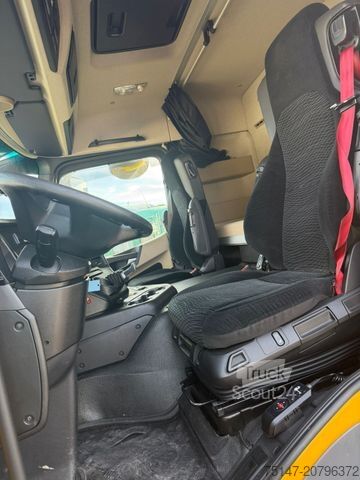 Gefahrgut LKW MERCEDES-BENZ 1840 Actros ADR Klima