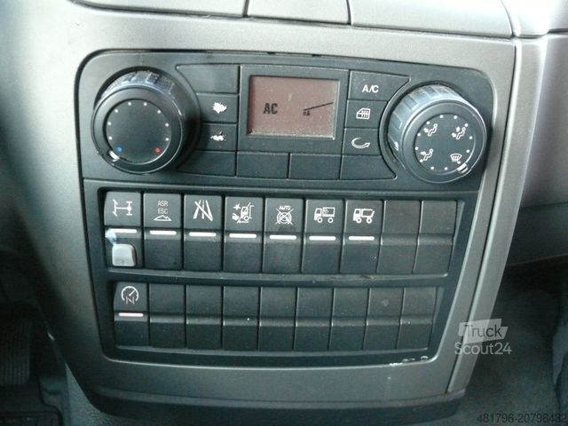 Škatlasti tovornjak MAN TGL 12.250 Koffer *Turboprobleme* LBW Klima Diff