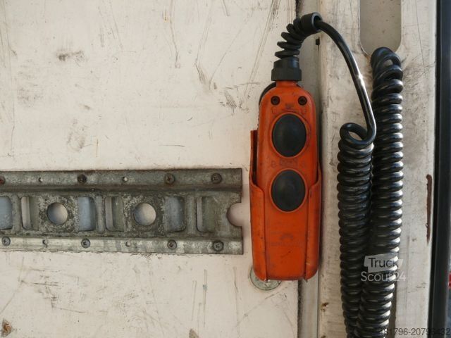 Škatlasti tovornjak MAN TGL 12.250 Koffer *Turboprobleme* LBW Klima Diff