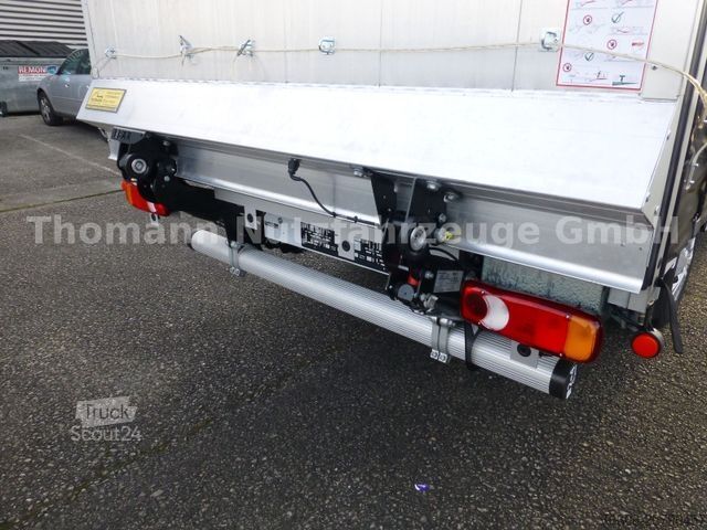 Tentinė furgonė RENAULT NEW Master Pritsche Plane BÄR Ladebordwand