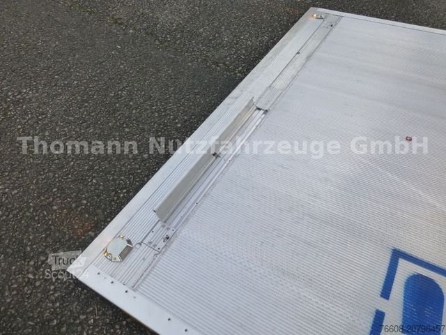 Tentinė furgonė RENAULT NEW Master Pritsche Plane BÄR Ladebordwand