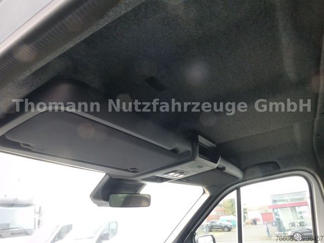 Tentinė furgonė RENAULT NEW Master Pritsche Plane BÄR Ladebordwand