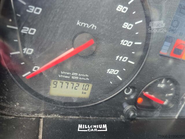 Hladilni tovornjak Iveco STRALIS 260S36 CELLA 8,60 SPONDA EURO 6
