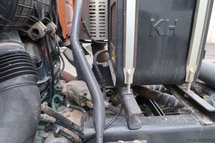 Třístranný sklápěč Volvo FMX 460 8x4 Bordmatik