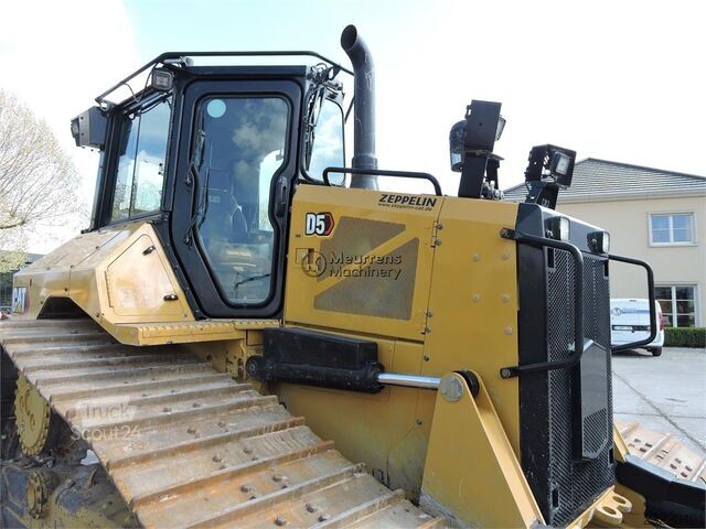 CAT D5 με αναμοχλευτή εδάφους Caterpillar D5 Ripper
