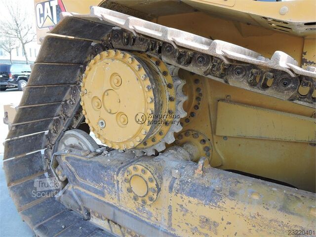 CAT D5 με αναμοχλευτή εδάφους Caterpillar D5 Ripper