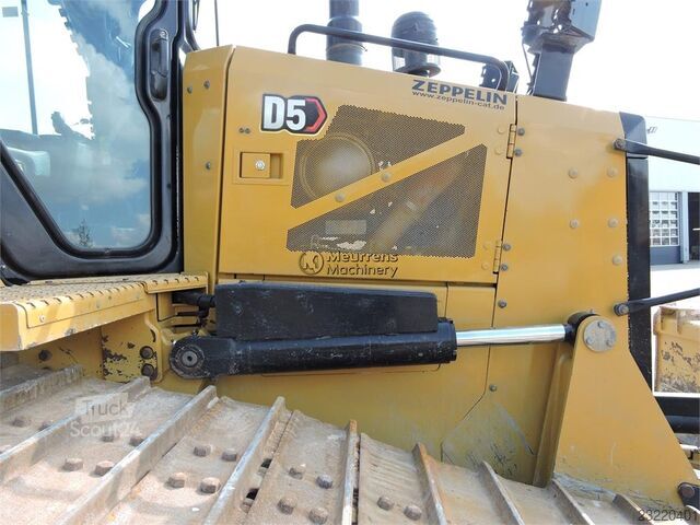 CAT D5 με αναμοχλευτή εδάφους Caterpillar D5 Ripper