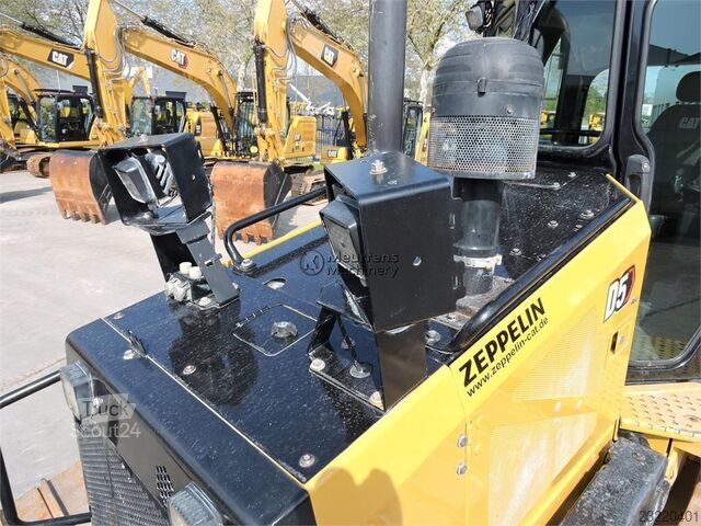 CAT D5 με αναμοχλευτή εδάφους Caterpillar D5 Ripper