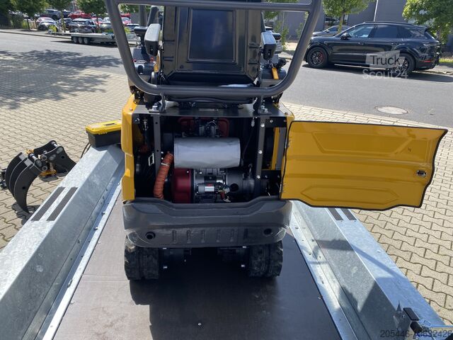 Mini excavator cu încărcător redus + pachet de accesorii Berger Kraus BK1000JSR mit Schwenkarm *HERBSTAKTION*