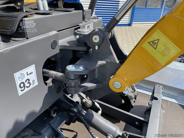 Mini excavator cu încărcător redus + pachet de accesorii Berger Kraus BK1000JSR mit Schwenkarm *HERBSTAKTION*