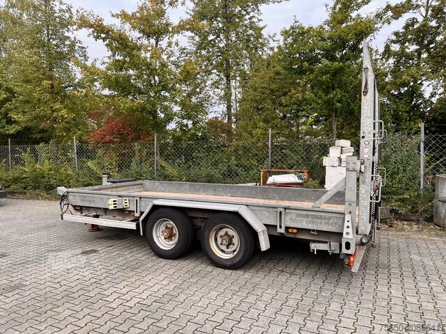 Prikolica z nizko platformo  tt  Tandemtieflader