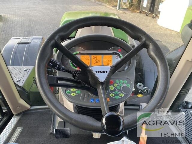 Tractor Fendt 718 VARIO S4