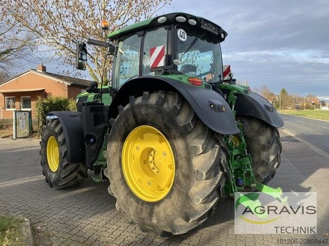 Tractor John Deere 6215 R