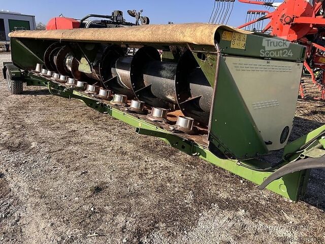 Kombajn za žetev in mlatev Krone X-DISC 6200