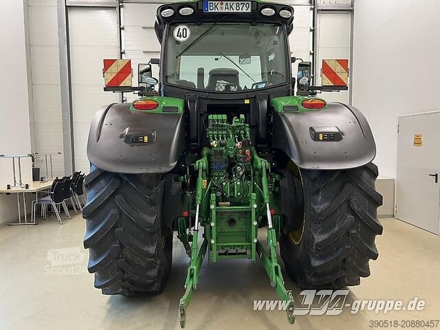 Tractor John Deere 6230R mit CommandPro