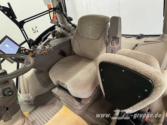 Tractor John Deere 6230R mit CommandPro