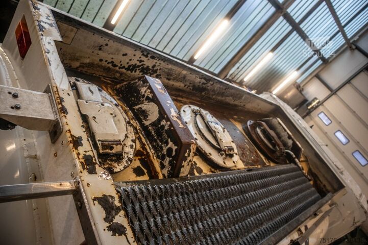 Autocisterna RENAULT 180 DCI+5500L/3COMP LAMES