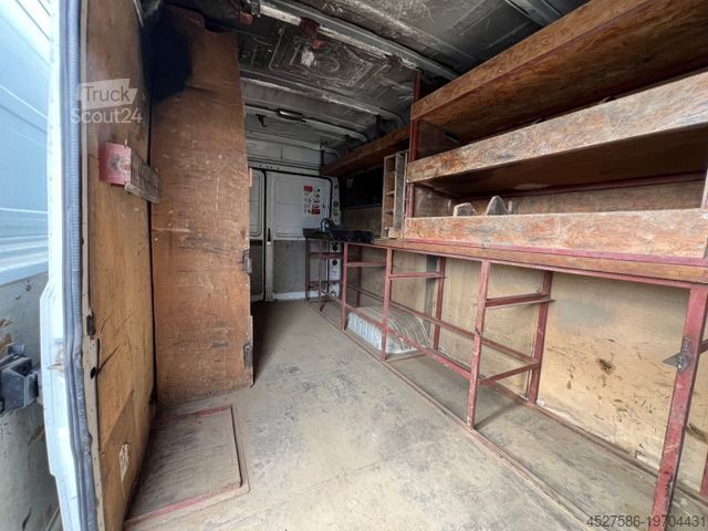 Dodávka s vysokou strechou MERCEDES-BENZ 616 D Vario Kastenwagen *93.500KM *AHK* TÜVNEU*