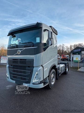 Véhicule tracteur VOLVO FH500