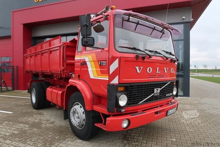 Ανατρεπόμενο φορτηγό Volvo F 7 F 720 - 1982 - 3 sides tipping - rear crane...