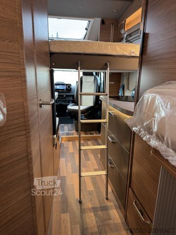 Halvintegreret autocamper WEINSBERG CaraCompact Suite 640 MEG Pepper LP91.392¤